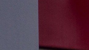 Una estación de gasolina con cinta de "Fuera de servicio" por la alta demanda en Miami.