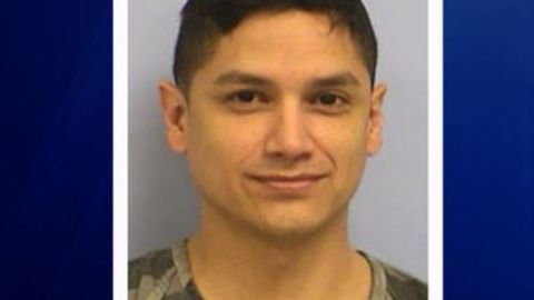 El juicio contra Israel Espiricueta comenzó el lunes en una corte de Fort Worth.