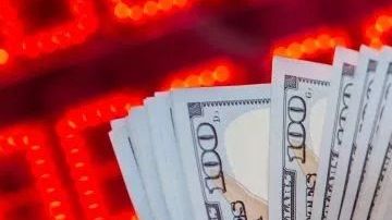 La baja del dólar en México son buenas noticias para el presidente López Obrador.