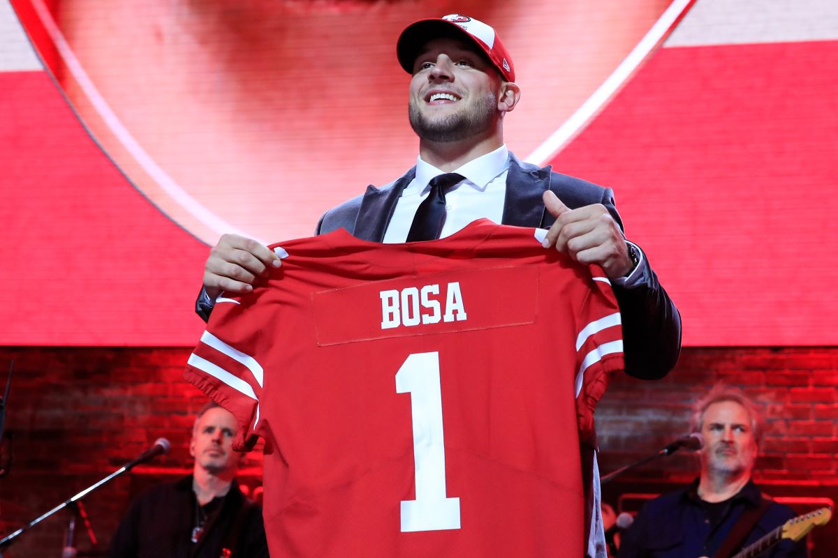 Nick Bosa fue seleccionado en el Draft 2019 por los 49ers proveniente de Ohio State.
