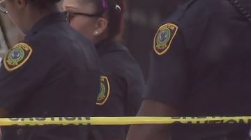 Cuando los policías llegaron a la escena el niño ya estaba muerto.