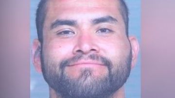 El hombre fue identificado como Zachary Castañeda, un conocido pandillero de la zona.