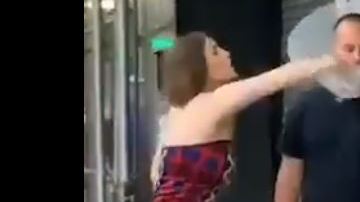 Nadie puede creer que el hombre se haya dejado rebajar de esa manera.