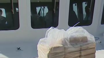 Varios de los paquetes de cocaína mostrados a los medios traían la imagen de la Virgen de Guadalupe.