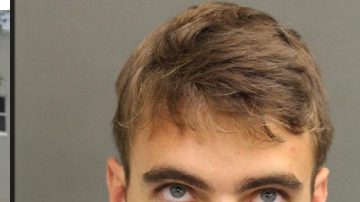 Richard D. Clayton amenazó con atacar tiendas Walmart en Florida.