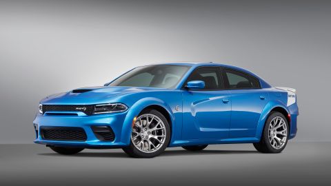 Dodge presenta la edición de 50 aniversario del Daytona de producción limitada de 717 caballos de fuerza en el nuevo Charger 2020 SRT Hellcat Widebody