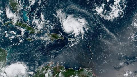 Expertos pronosticaron el fortalecimiento del huracán Dorian en los próximos días.