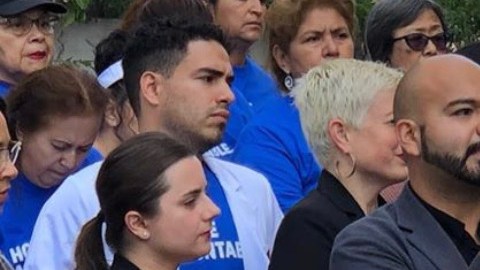Anthony Díaz, intérprete del lenguaje de señas americanas (ASL). (Foto suministrada).