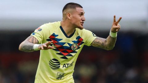 El chileno Nico Castillo ya hizo un radical cambio de look.