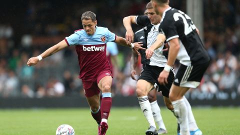 Chicharito acumula casi 5 meses sin anotar gol.