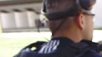 Los agentes supuestamente tenían una orden judicial que nunca mostraron.