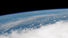El huracán Dorian visto desde la EEI, el 29 de agosto de 2019. Joshua Stevens y Lauren Dauphin/Observatorio de la Tierra/NASA