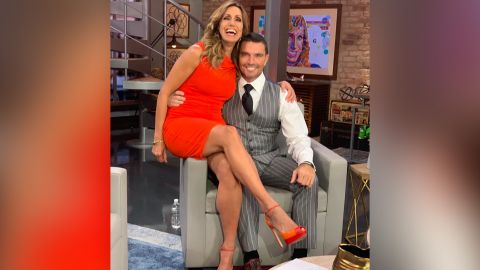 Lili Estefan y Julián Gil en "El Gordo y La Flaca"