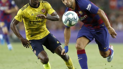 Luis Suárez anotó un golazo en el partido por el trofeo Joan Gamper, ante el Arsenal.