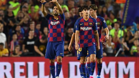 El uruguayo Luis Suárez se destapó con un golazo en el triunfo del Barcelona ante el Arsenal.