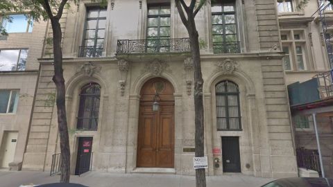 La mansión de siete pisos en 9 East 71 St, UES
