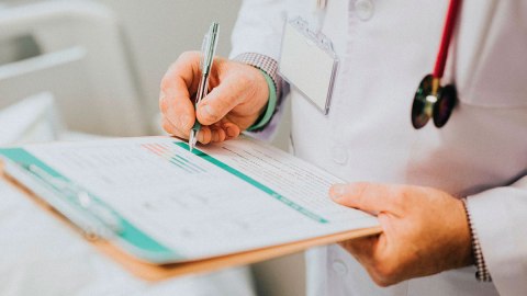 Médico
