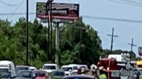 El jefe de la oficina del alguacil de Jefferson dijo que el hombre había estado encarcelado y que salió libre poco después del mediodía.