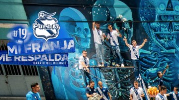 El Club Puebla celebró su 75 aniversario con esta foto.