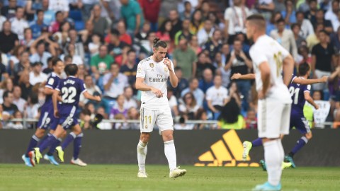 El Real Madrid se encontró con un Valladolid guerrero que sacó un punto del Bernabéu.