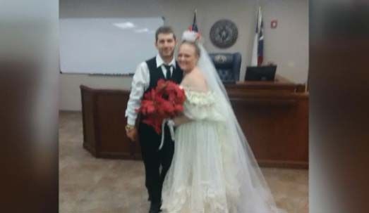 Pareja De Recién Casados Muere A Minutos De Casarse En Texas - La Opinión