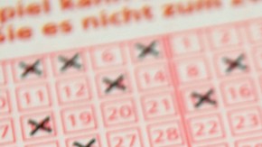 Su vida dejó de ser normal luego de ganar la lotería.