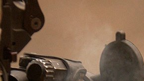 La mujer alcanzó a ser llevada al hospital, pero murió mientras era atendida por los médicos.