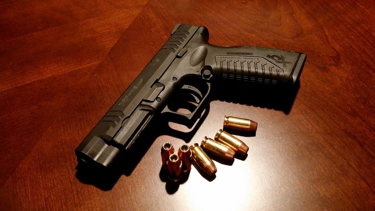 El Senado de California evalúa una iniciativa que prohibiría comprar armas a alguien con infracciones por DUI durante 10 años.