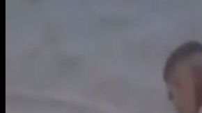 VIDEO: Narcos ejecutan a balazos y entierran a su víctima en zona peleada por tres Chapos