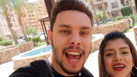 Consideran que la pareja no trata como debiera ser a su pequeña de días de nacida.