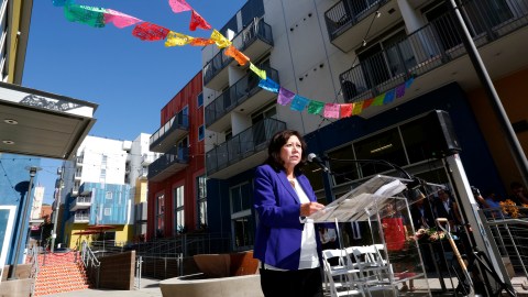 09/12/19/ LOS ANGELES/ Supervisor Hilda Solis during the grand opening of LA Plaza Village. (Aurelia Ventura/ La Opinión)