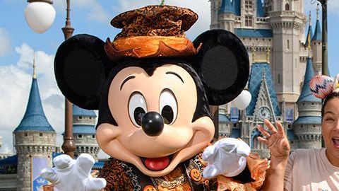 Adamari López y Alaïa en Disney World