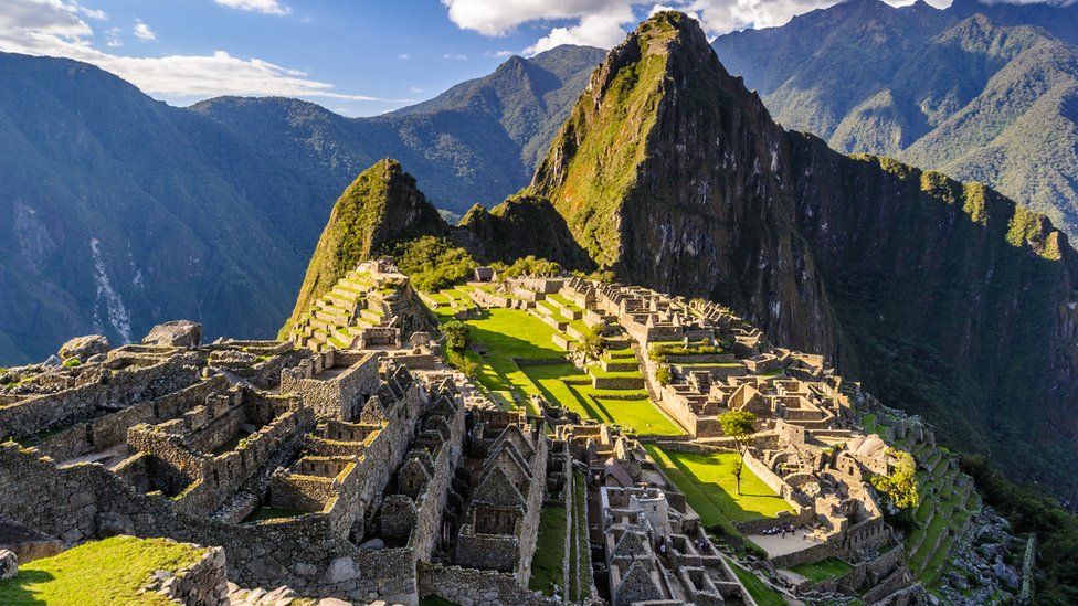 Machu Picchu está a ubicado a 2,430 metros sobre el nivel del mar.