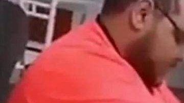 Hombre palestino agrede a su bebé.