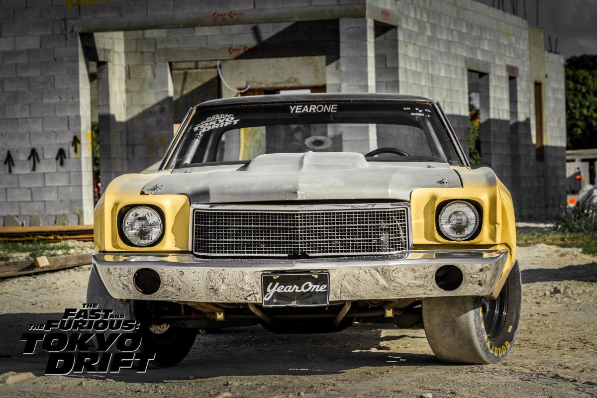 ワイルドスピード 東京ドリフトChevrolet Monte Carlo El Montecarlo de Fast & Furious Tokio Drift tiene un V8 de 9.4
