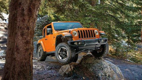 La Jeep Wrangler es todo en uno: todo terreno, SUV y un auto con muchos lujos