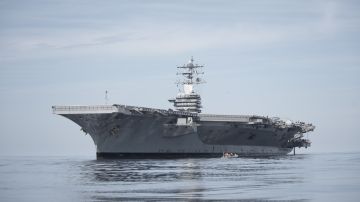 EEUU muestra su poder militar en el mundo con su flota de portaaviones. Cole Keller/US Navy