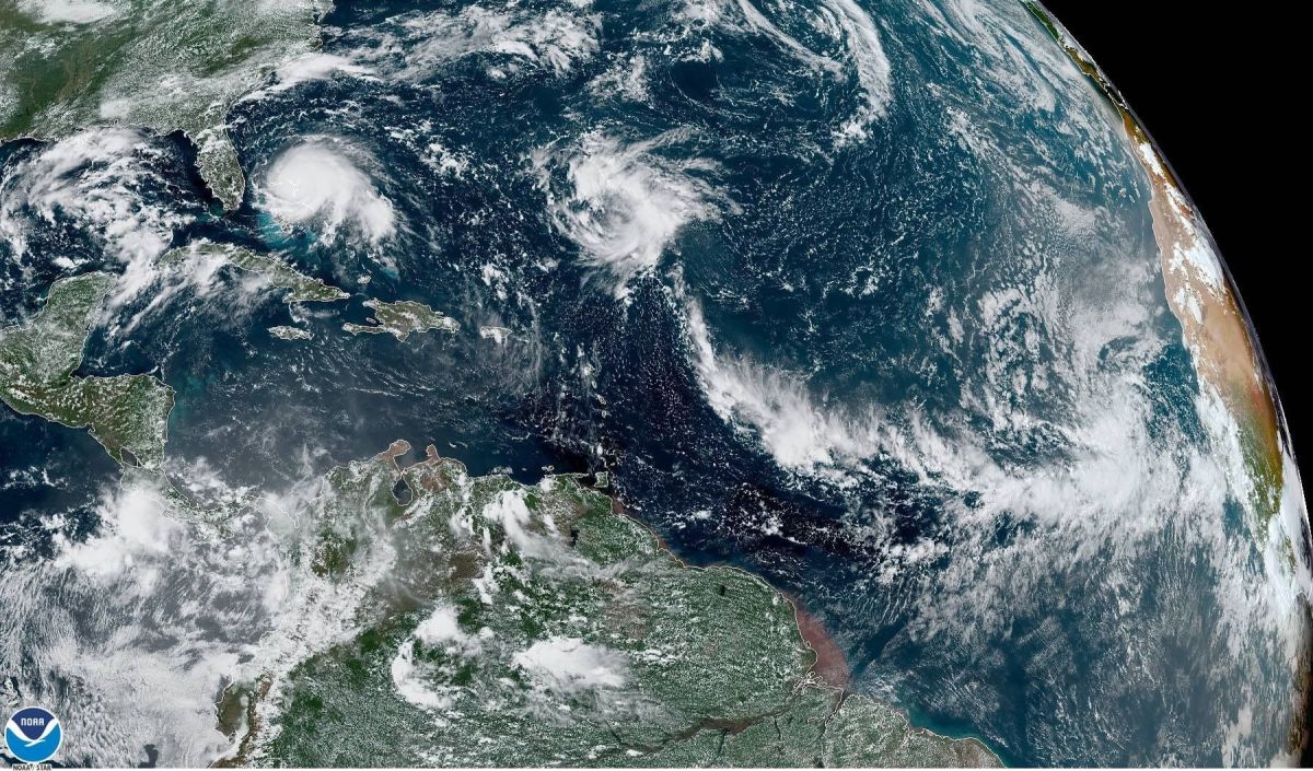 Dorian alcanzó esta mañana la máxima categoría de huracanes.