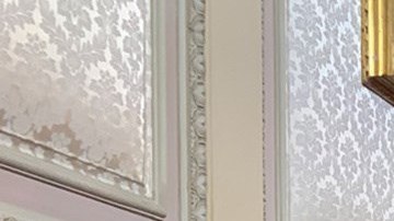 Andrés Manuel López Obrador (d) y Marcelo Ebrard (i), durante una llamada telefónica en el Palacio Nacional.