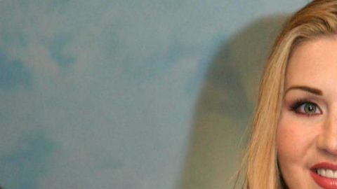 Alicia Villarreal.
