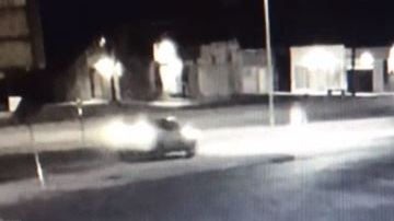 A pesar de que la conductora intentó evadir a las autoridades la policía logró arrestarla.