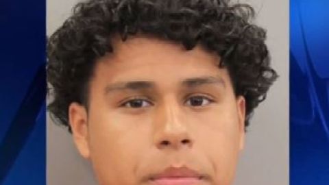El video sirvió para que el hombre, identificado como Julio Coreas de 18 años, fuera arrestado.