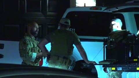 La mujer dijo que un hombre la acompañaba porque tenía temor de que su exnovio iba hacer algo como esto.