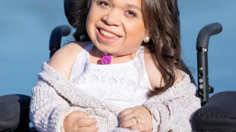Isabel Bueno, quien sufre una condición para la que solo hay tratamiento en los Estados Unidos, está luchando para no ser deportada. (Foto suministrada).