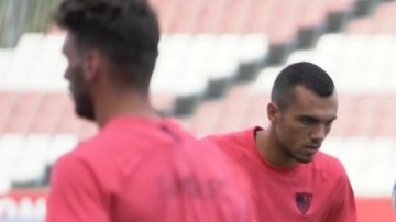 El mexicano tuvo su primer entrenamiento con el equipo