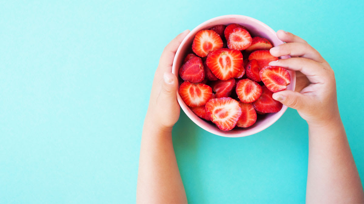 10 maneras fáciles de hacer que los niños coman fruta saludable