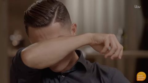 El jugador rompió durante una entrevista televisiva