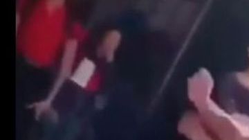 A la izquierda, la agresión a Diego (dcha).