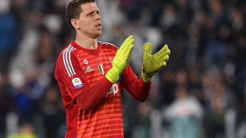 Wojciech Szczesny se autoproclamó como el mejor portero del mundo.