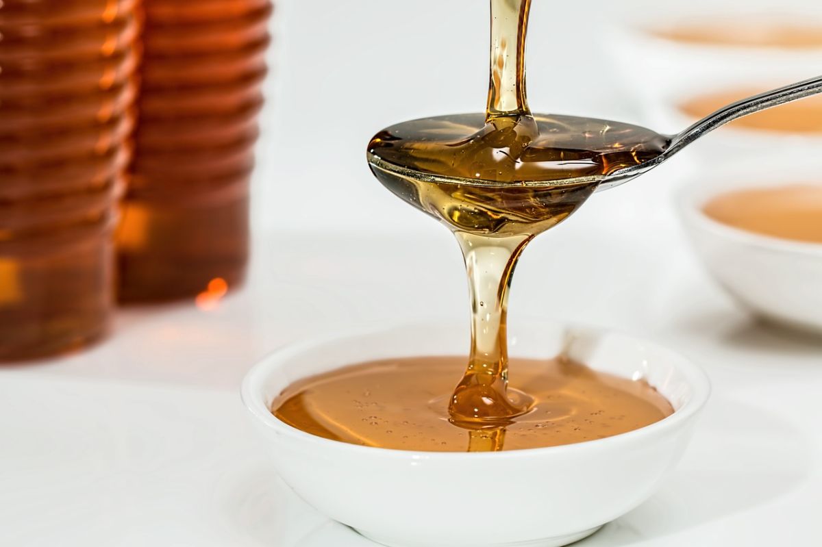 El consumo de miel con ajo en ayuno es un gran aliado para fortalecer al sistema inmunológico.